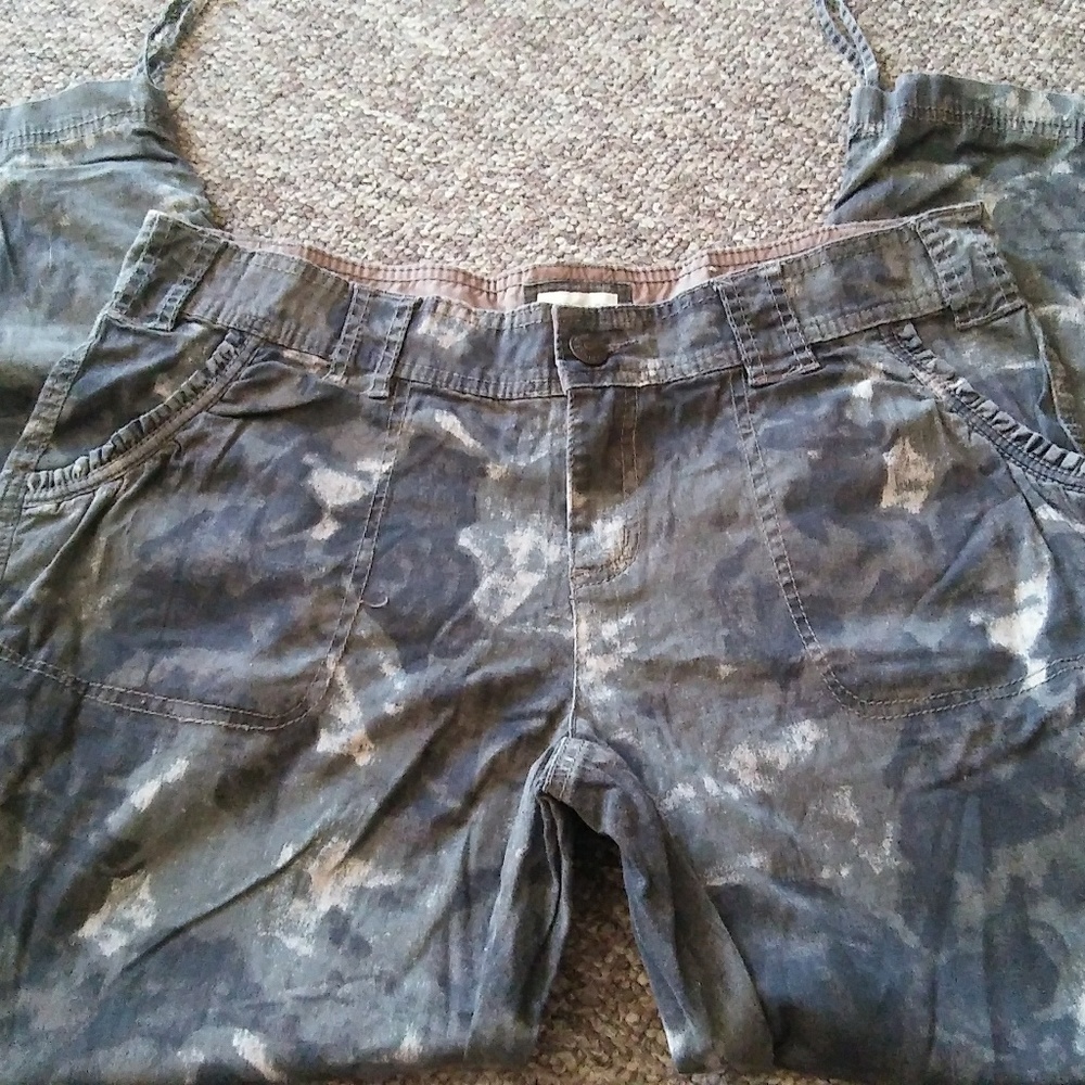 PANTS - Picture 3 of 3